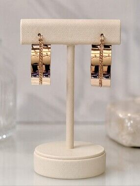 Polished Gold Hoop Earrings with Twisted Rope Detail NWOT